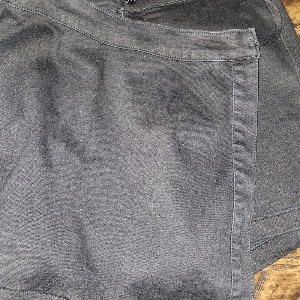 Judy Blue High Waist Black Denim Shorts/Skort